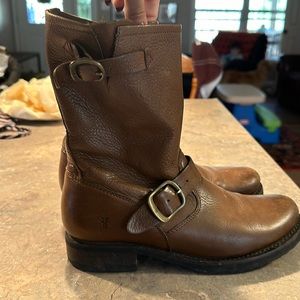 Frye size 8 brown leather